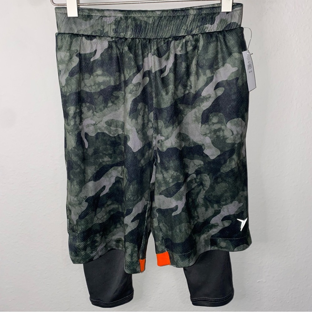 BOYS OLD NAVY ACTIVE CAMO GO DRY 2-IN-1 MESH BASKETBALL SHORTS